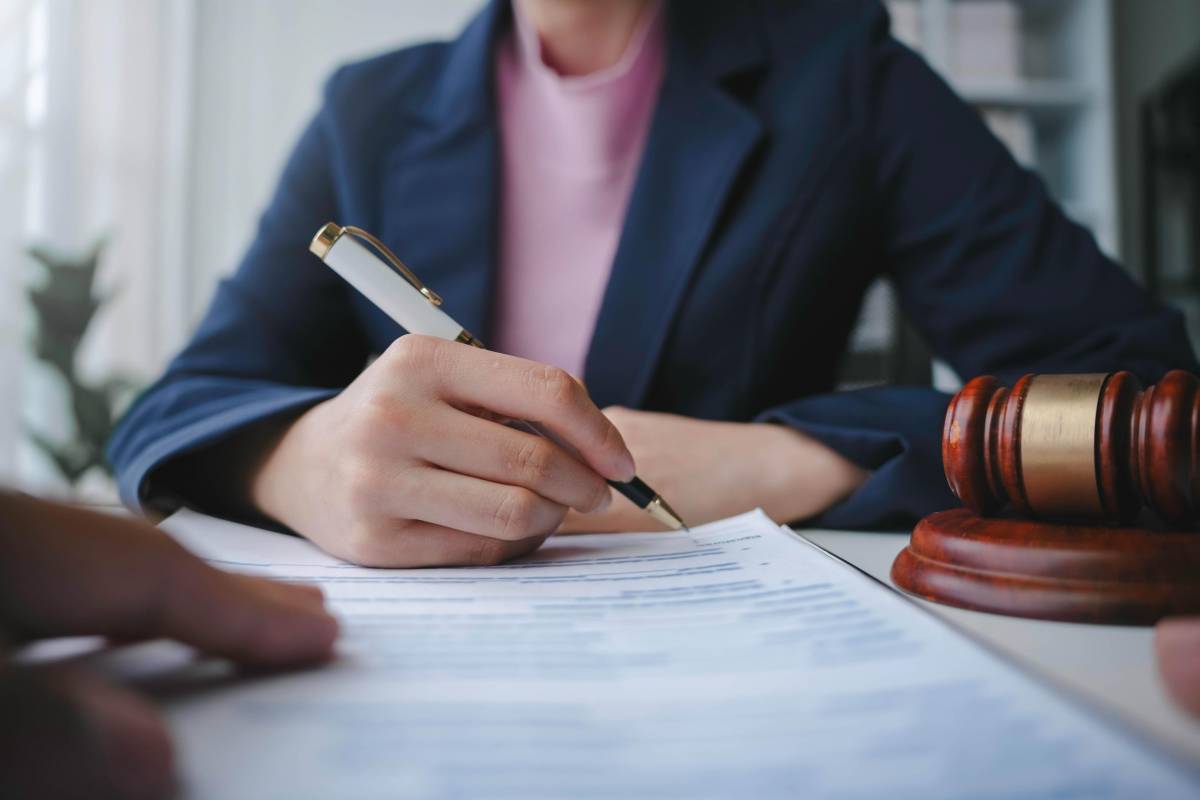 Executor vs Administrator UK: What’s the Difference? 